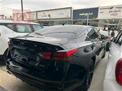 نيسان ألتيما